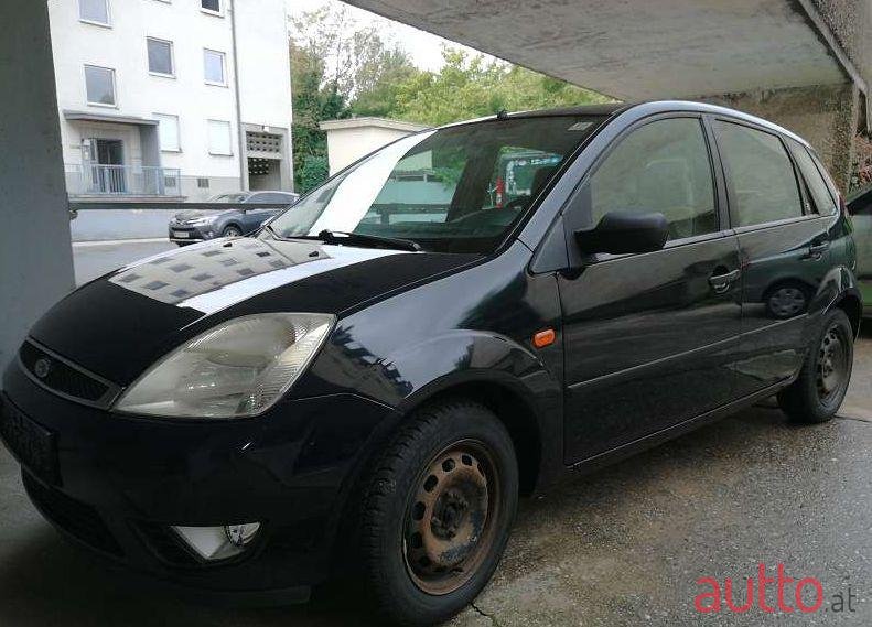 2004' Ford Fiesta photo #1