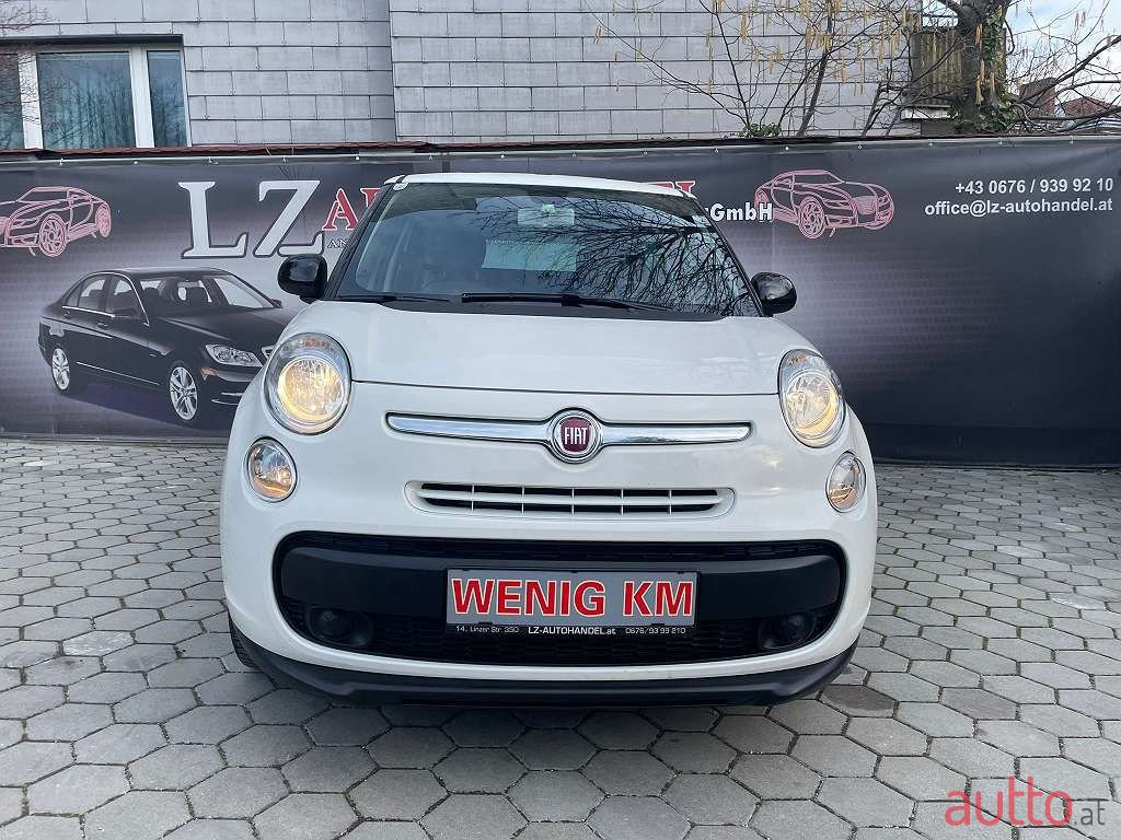 2016' Fiat 500L photo #2