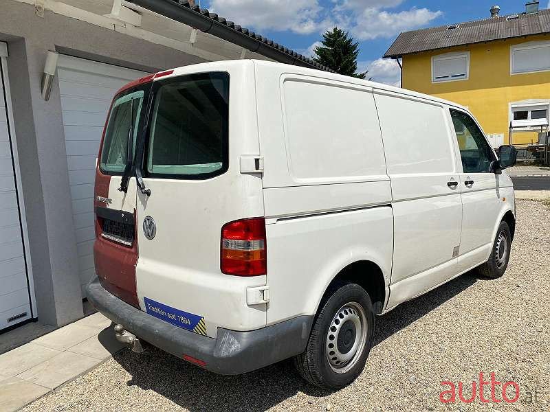 2008' Volkswagen T5 photo #2