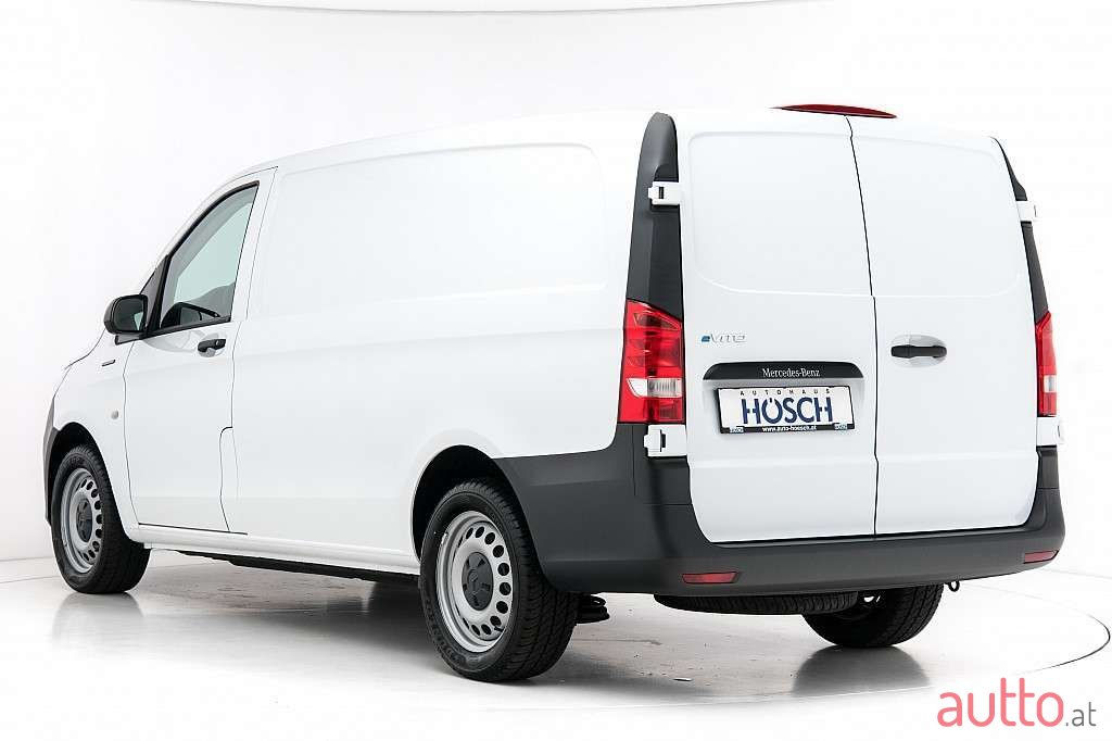 2020' Mercedes-Benz Vito photo #3