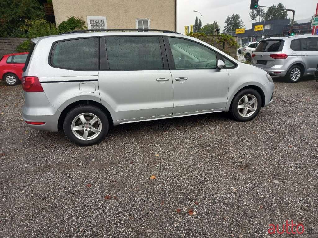 2012' SEAT Alhambra photo #6