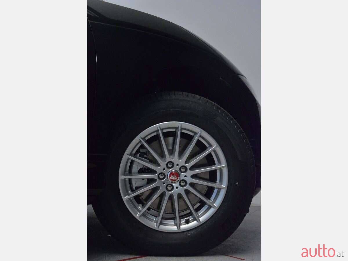 2021' Jaguar I-Pace photo #4