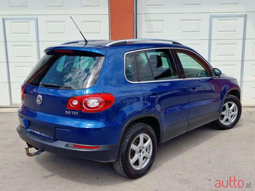 2008' Volkswagen Tiguan photo #4