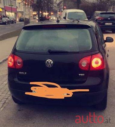 2006' Volkswagen Golf photo #3