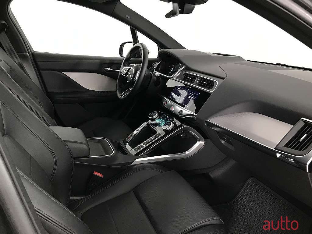 2020' Jaguar I-Pace photo #2