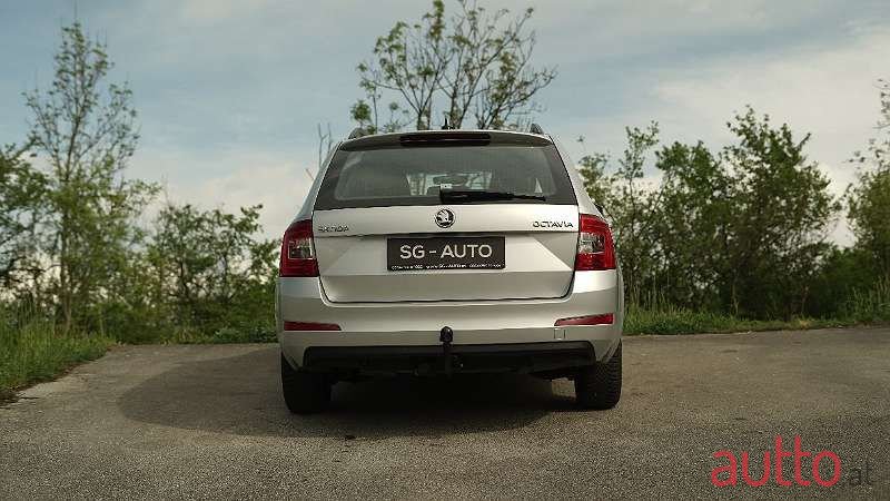 2016' Skoda Octavia photo #6