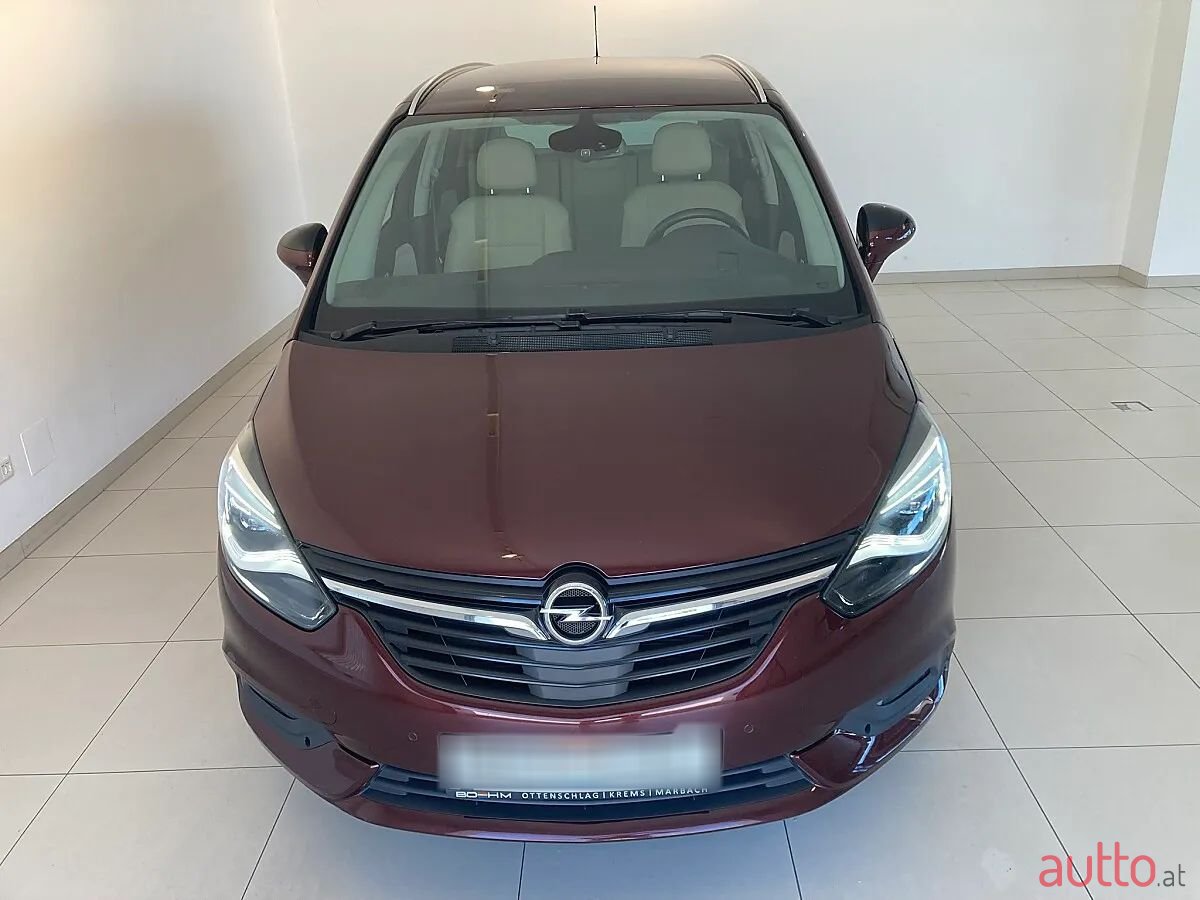 2018' Opel Zafira photo #2