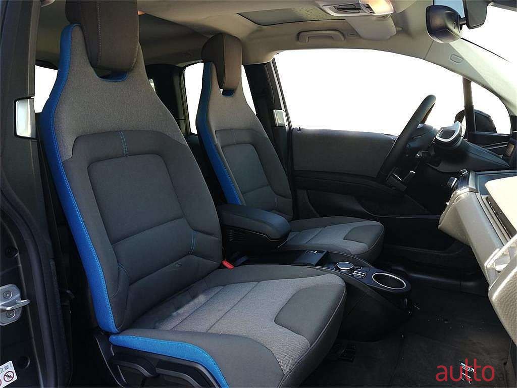 2020' BMW i3 photo #6