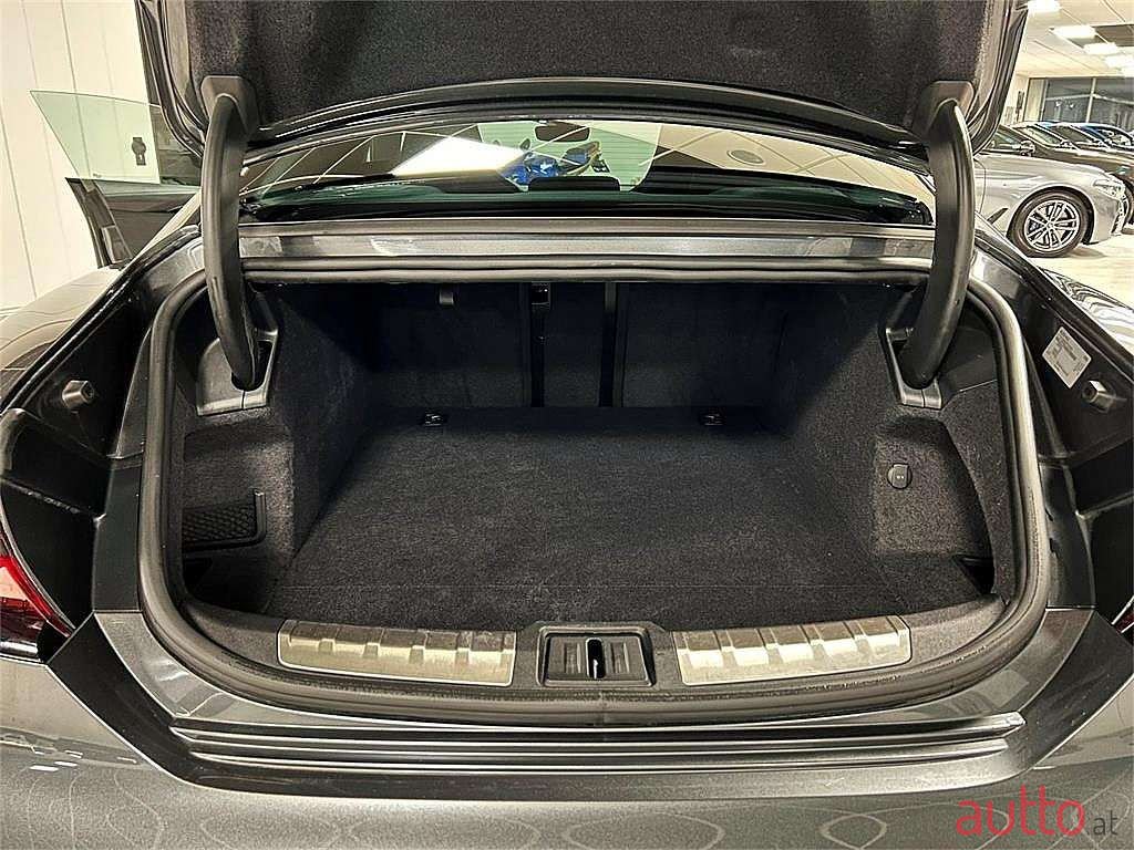 2021' Audi e-tron GT photo #6