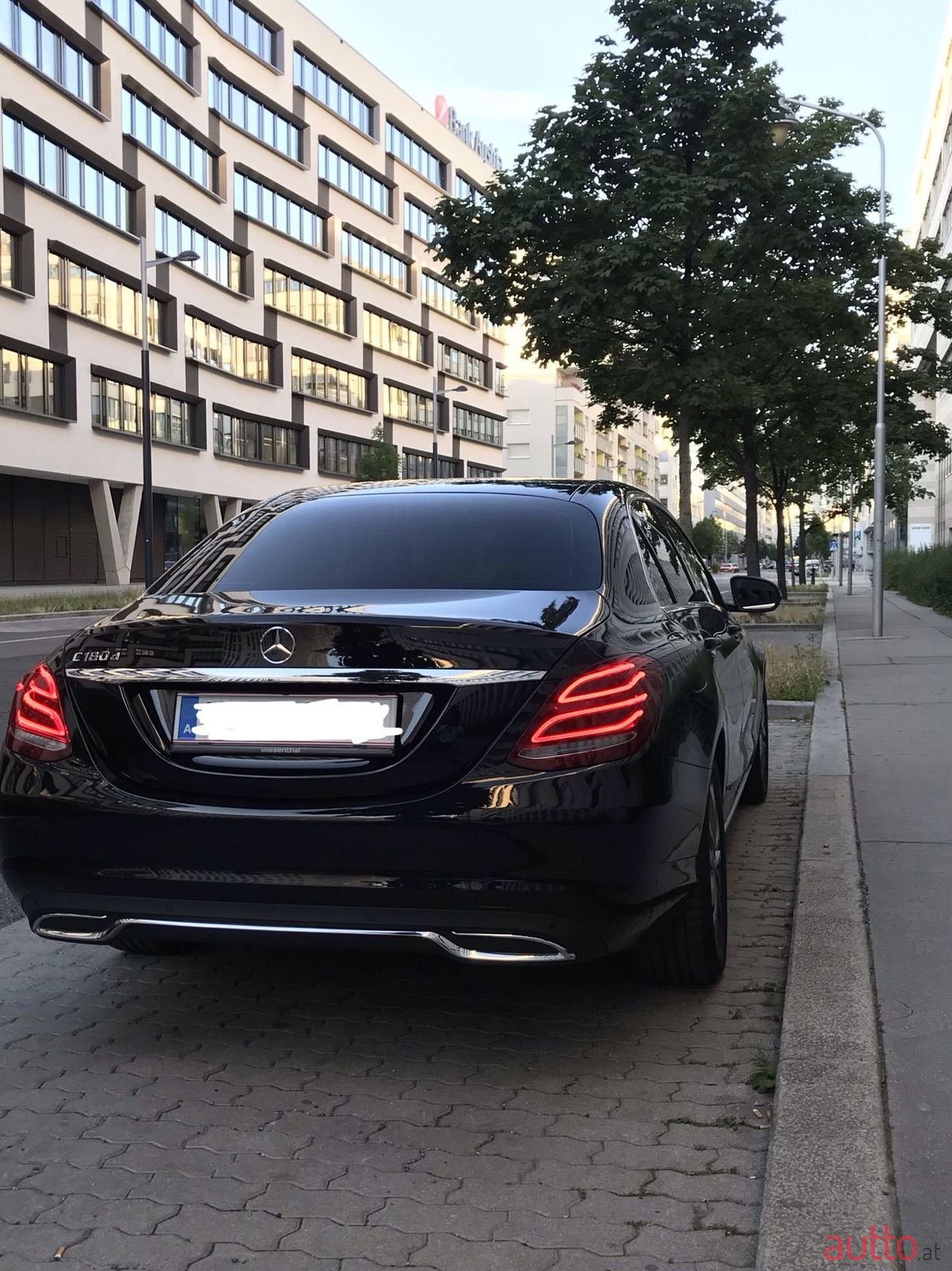 2017' Mercedes-Benz C-Class photo #4
