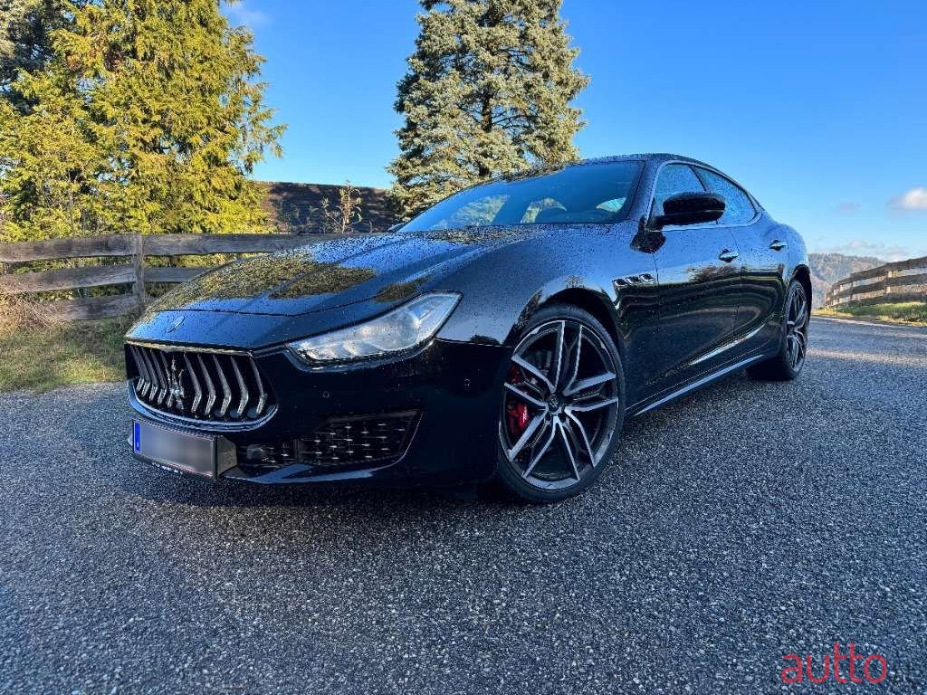 2018' Maserati Ghibli photo #1