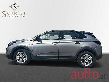 2021' Opel Grandland X photo #3