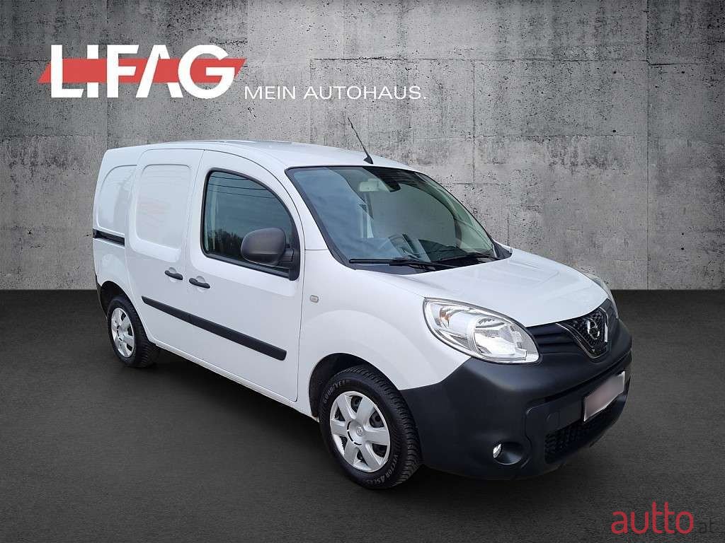 2020' Nissan NV250 photo #1
