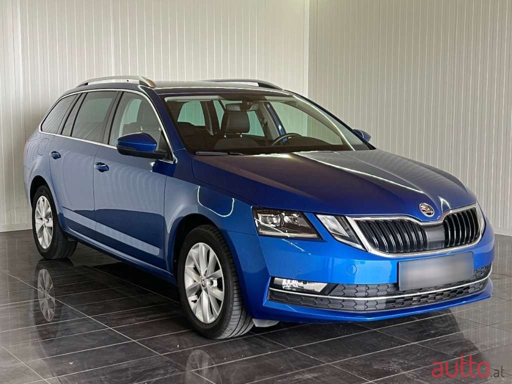 2019' Skoda Octavia photo #2