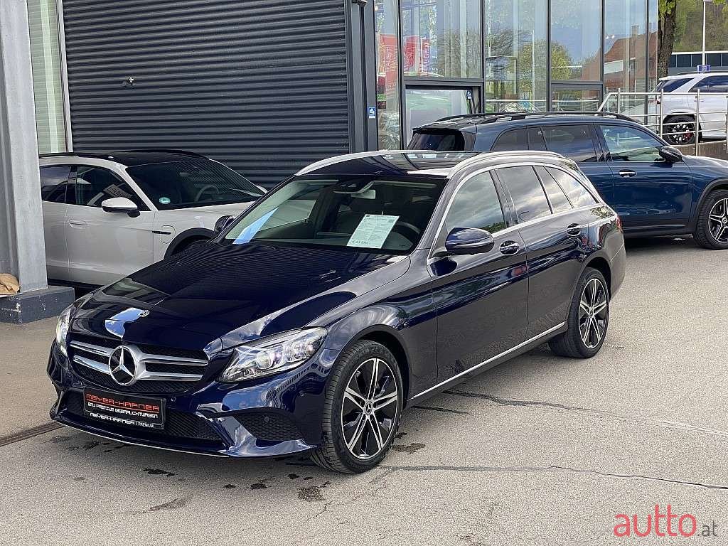2019' Mercedes-Benz C-Klasse photo #1