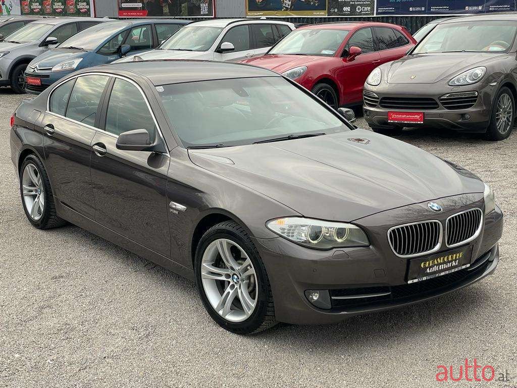 2012' BMW 5Er-Reihe photo #3