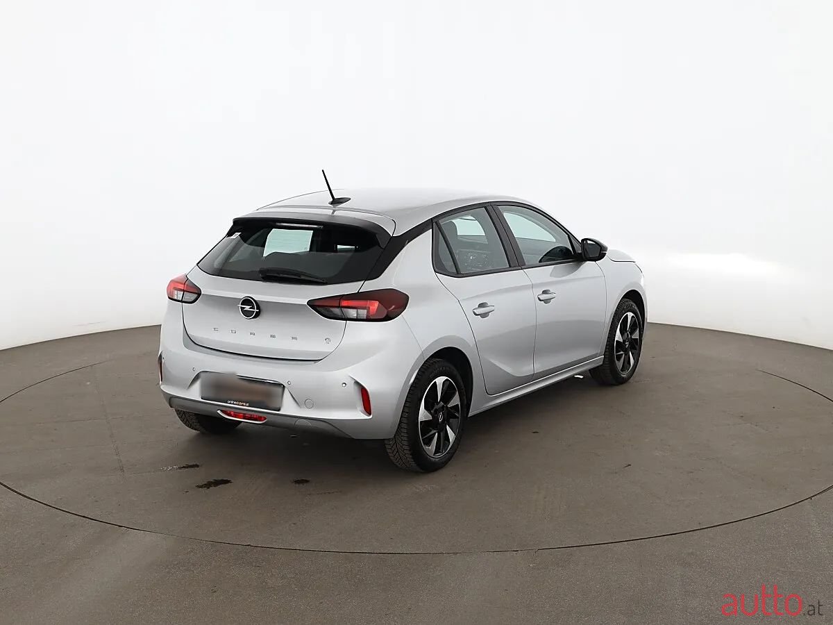2024' Opel Corsa photo #2