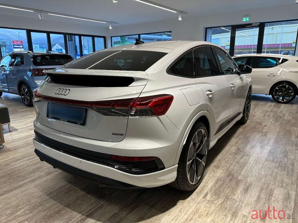 2022' Audi Q4 photo #3