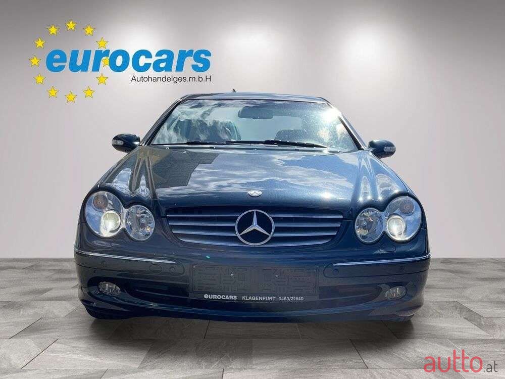 2003' Mercedes-Benz Clk-Klasse photo #2