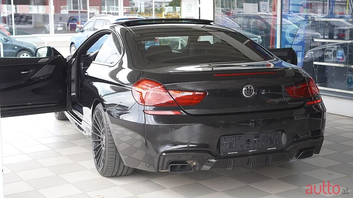 2011' BMW 6Er-Reihe photo #3