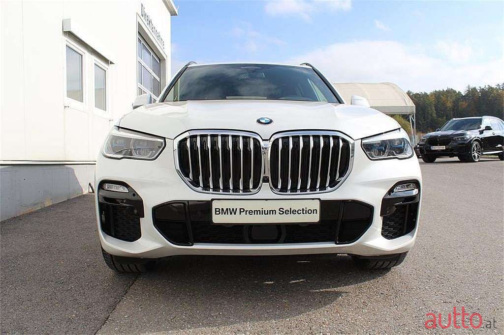 2021' BMW X5 photo #3