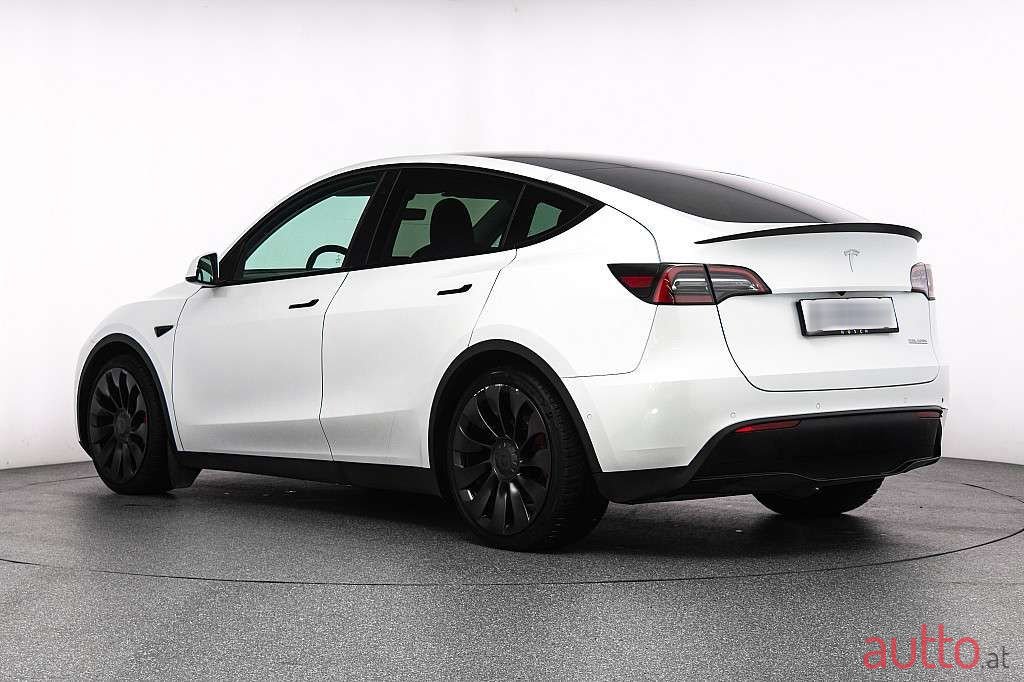 2022' Tesla Model Y photo #3
