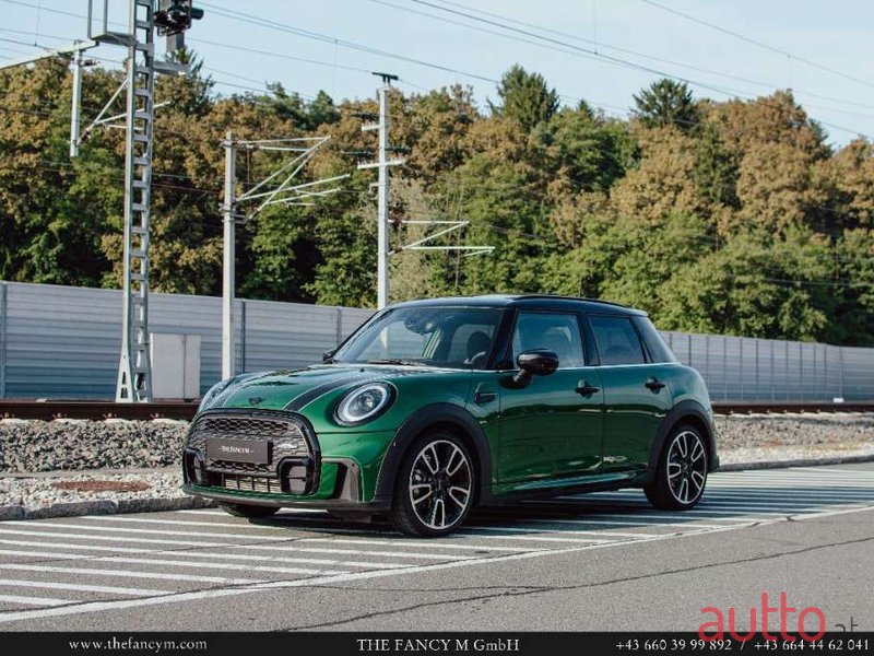 2021' MINI Cooper photo #1