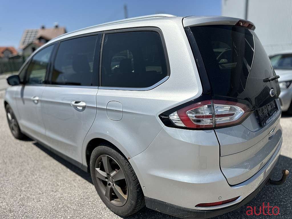 2017' Ford Galaxy photo #4