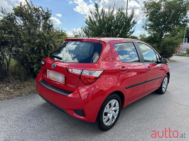 2018' Toyota Yaris photo #3