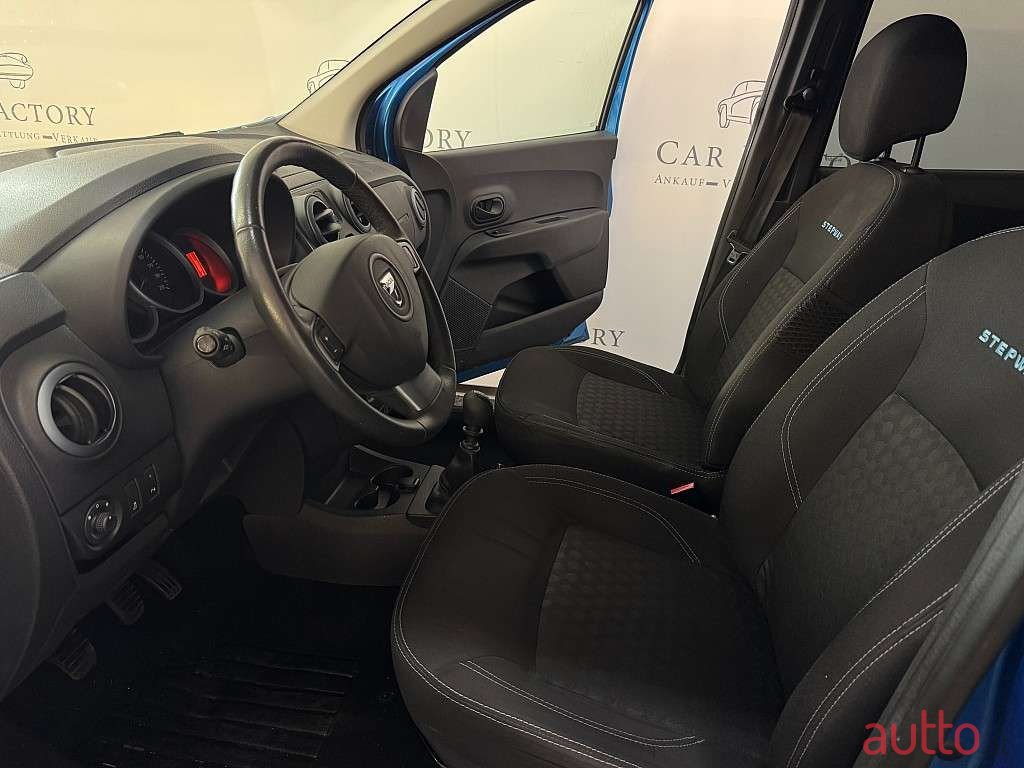 2016' Dacia Lodgy photo #3