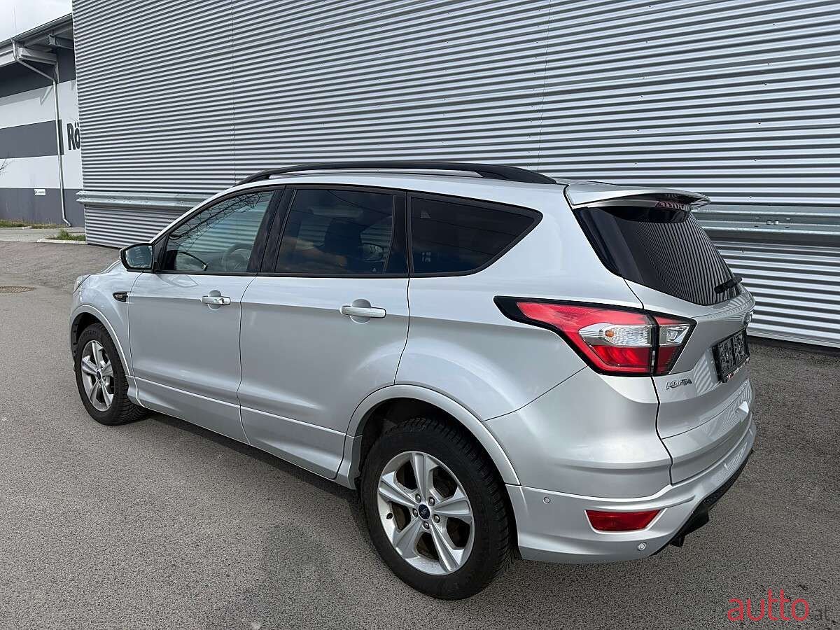 2019' Ford Kuga photo #5