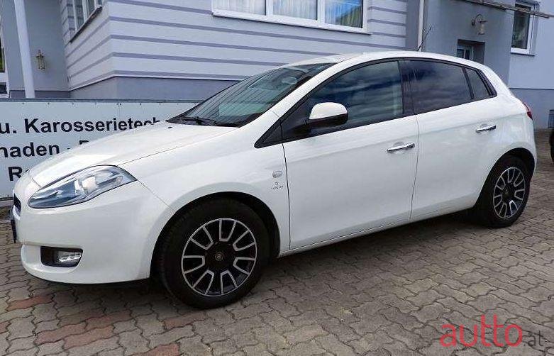 2012' Fiat Bravo photo #1