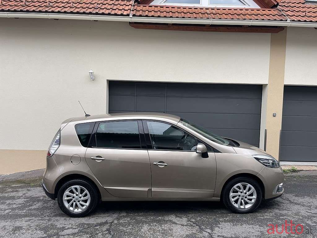 2014' Renault Scenic photo #4