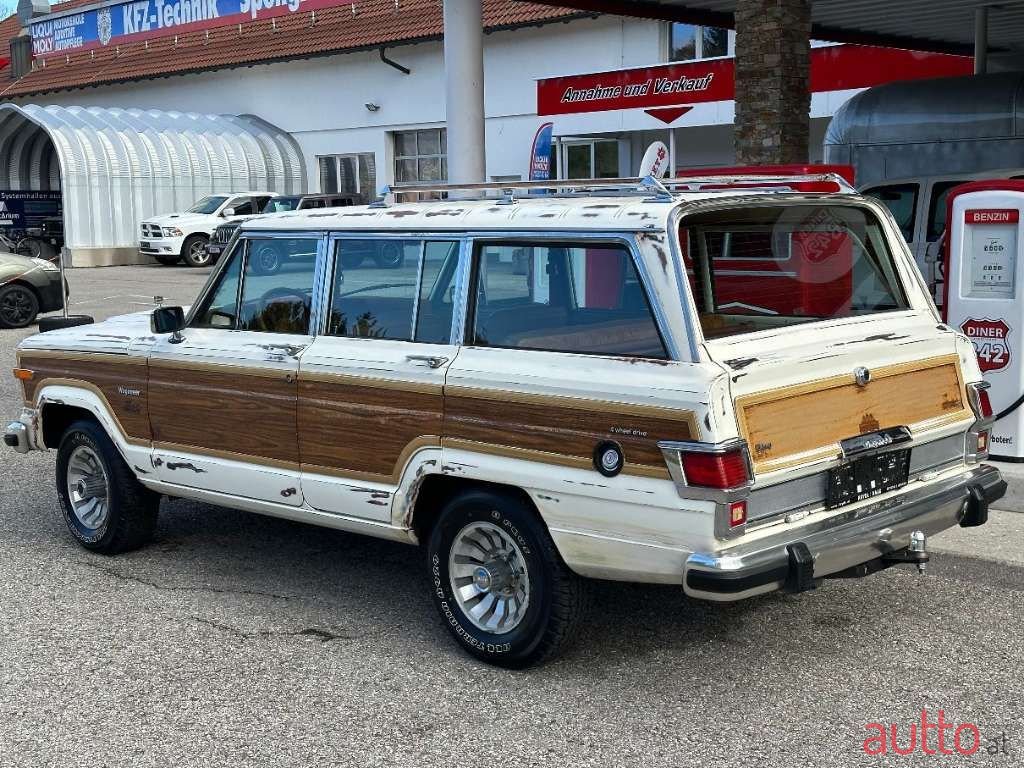 1982' Jeep V8 photo #6