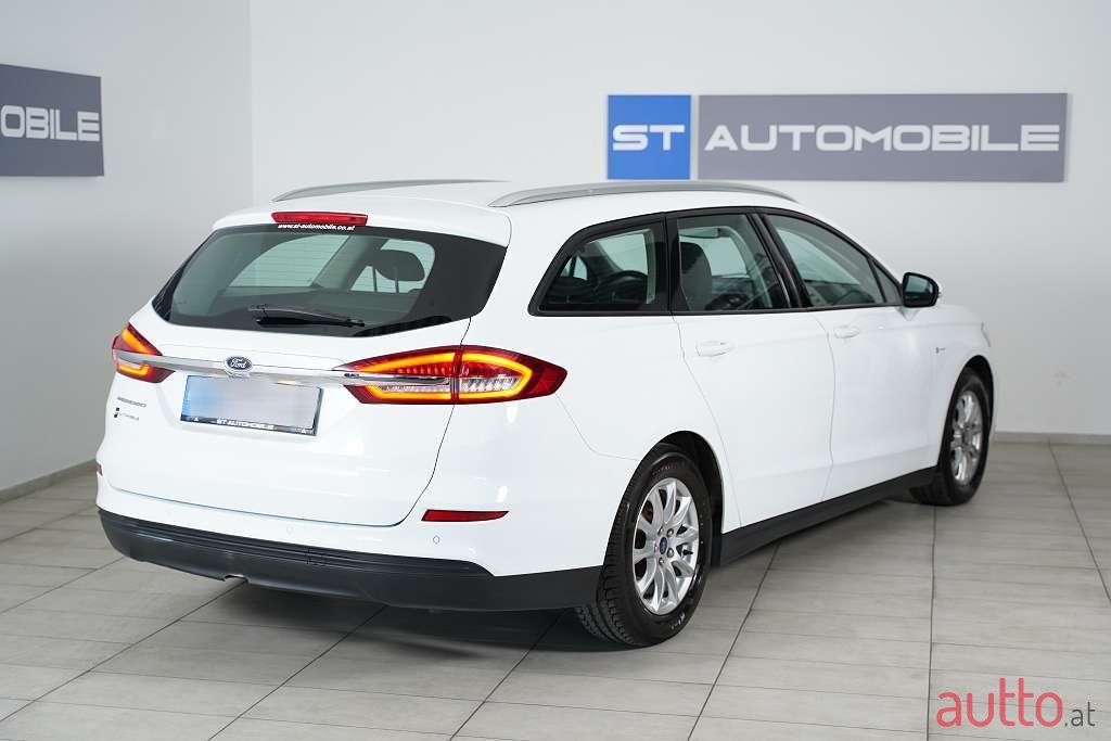 2019' Ford Mondeo photo #2
