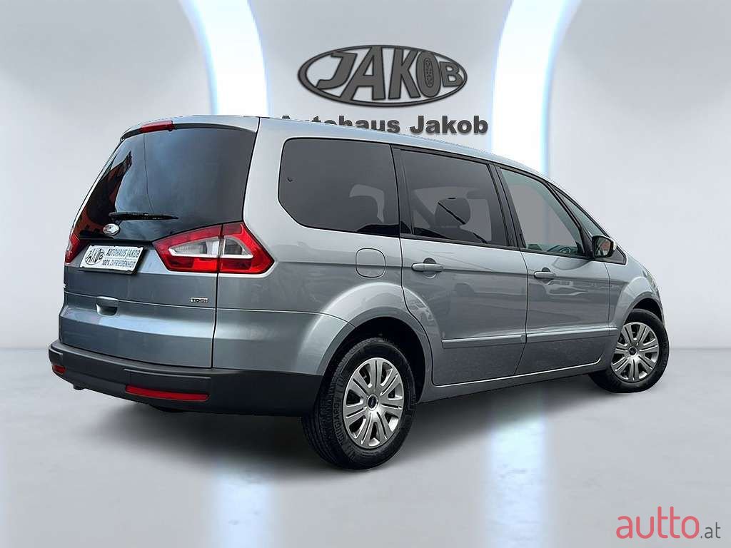 2009' Ford Galaxy photo #2