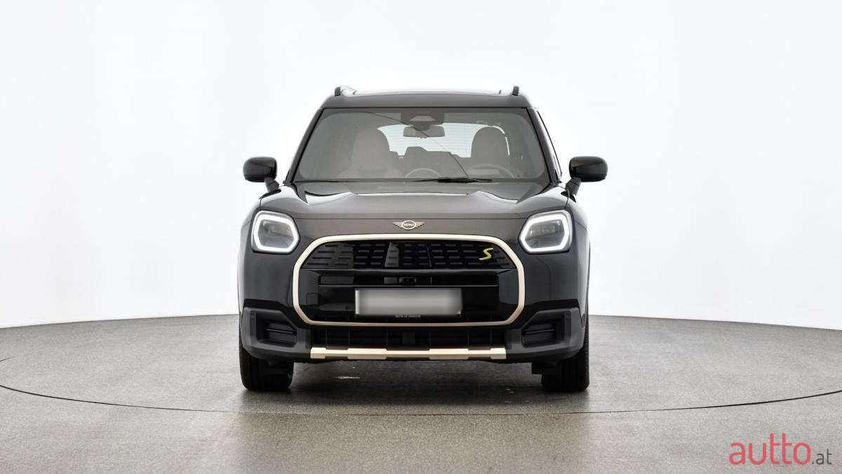 2024' MINI Countryman photo #3