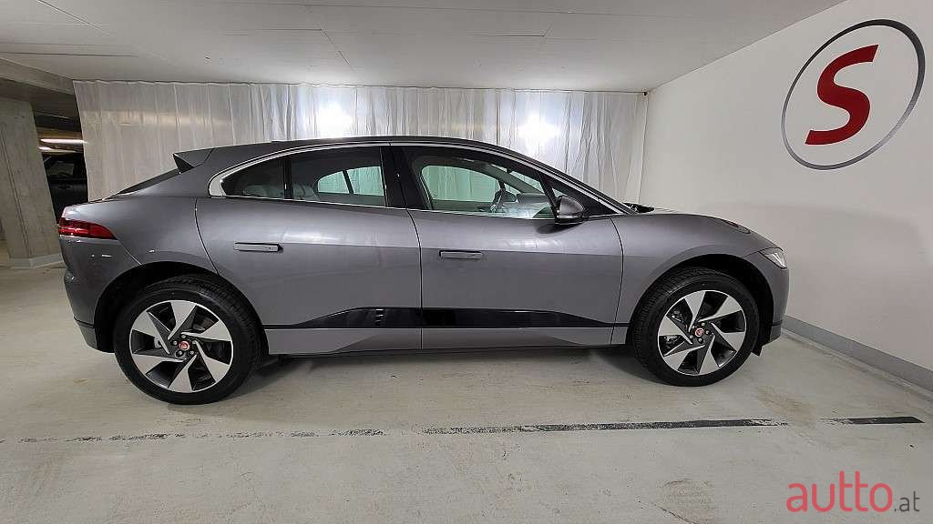2022' Jaguar I-Pace photo #4