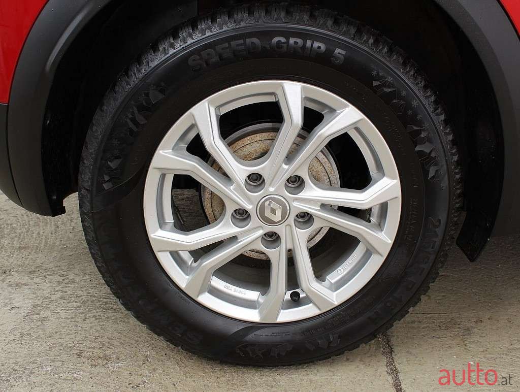 2021' Renault Captur photo #5