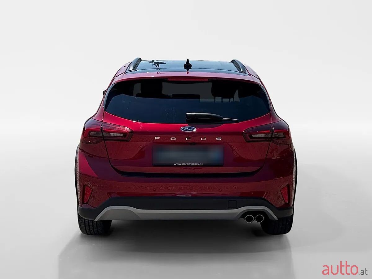 2023' Ford Focus photo #4