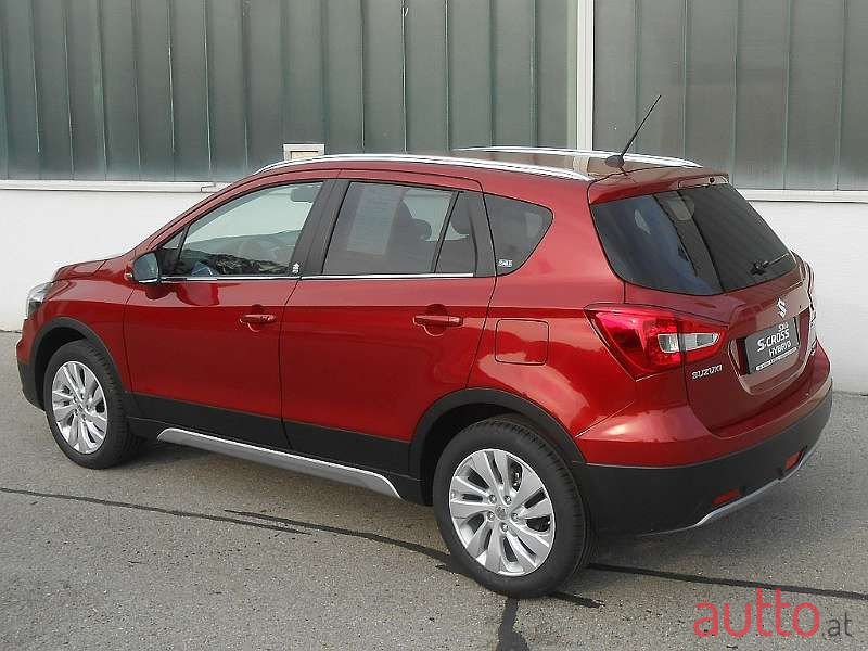 2021' Suzuki SX4 photo #1