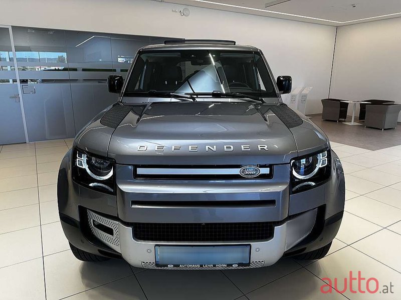 2020' Land Rover Defender photo #5