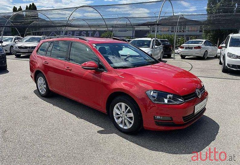 2015' Volkswagen Golf photo #1