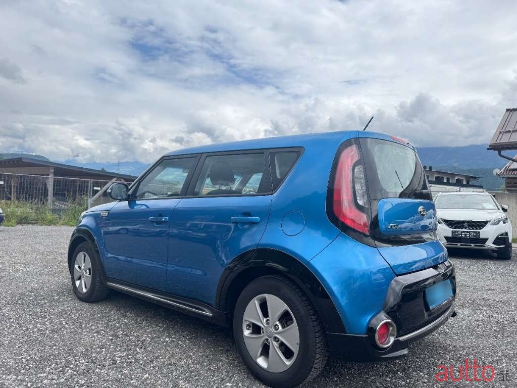 2015' Kia Soul photo #6