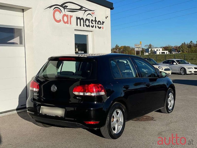 2012' Volkswagen Golf photo #2