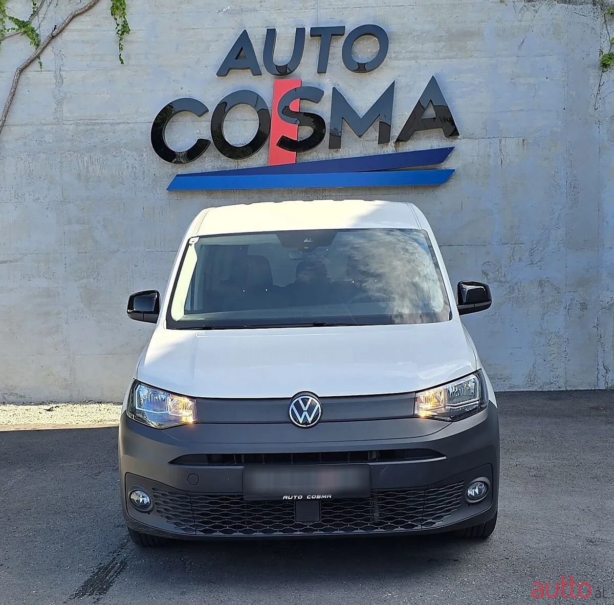 2021' Volkswagen Caddy photo #3