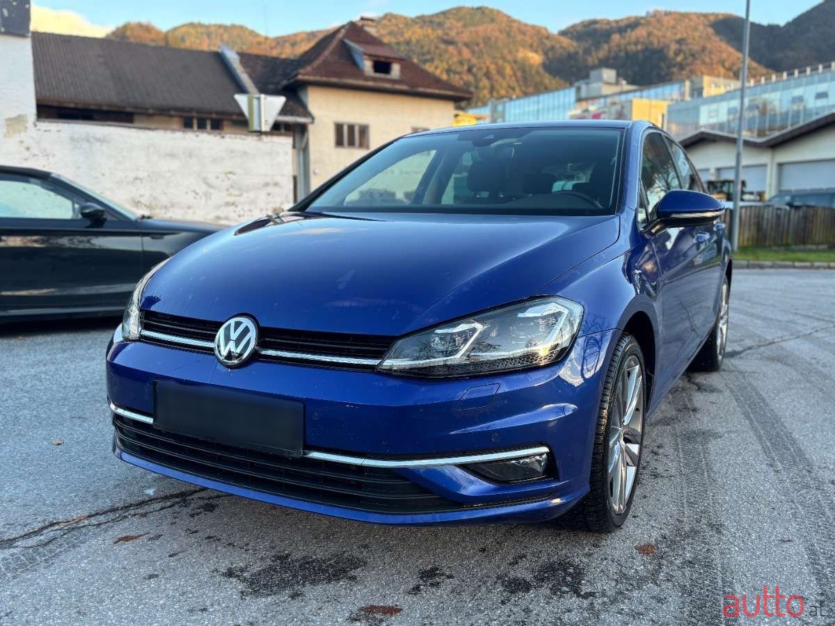 2018' Volkswagen Golf photo #1