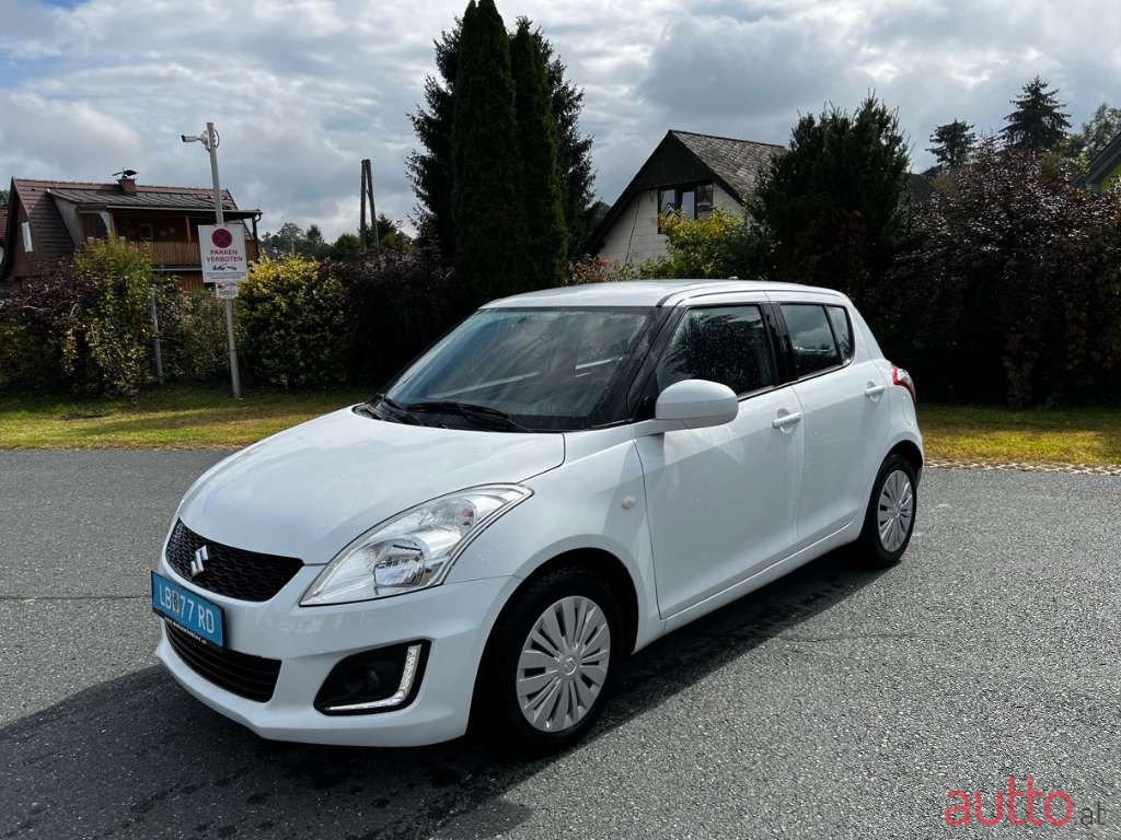 2016' Suzuki Swift photo #1