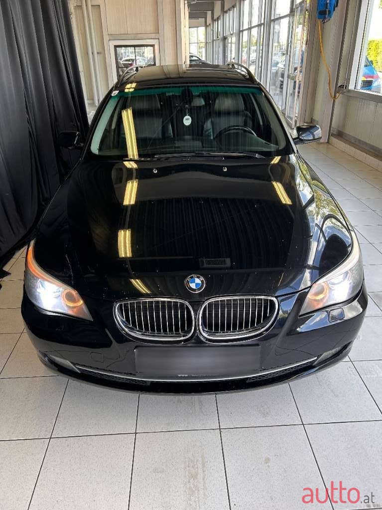 2009' BMW 5Er-Reihe photo #2