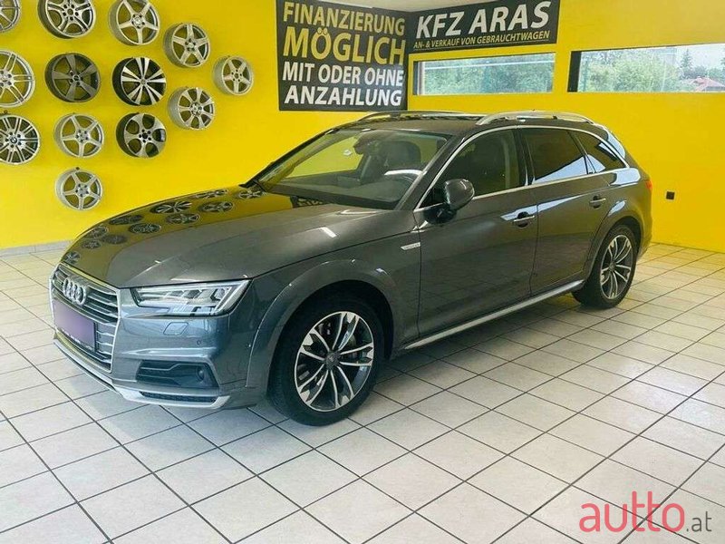 2017' Audi A4 Allroad photo #1